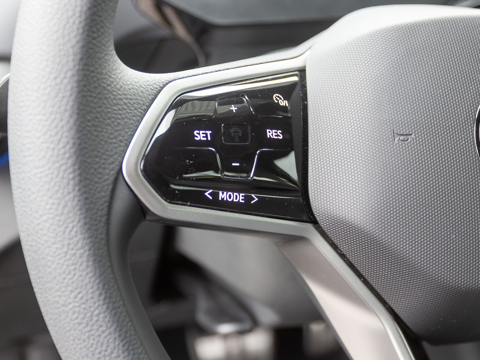 Volkswagen ID.4 Pure Performance, Navi, LED, App-Connect, Standklimatisierung