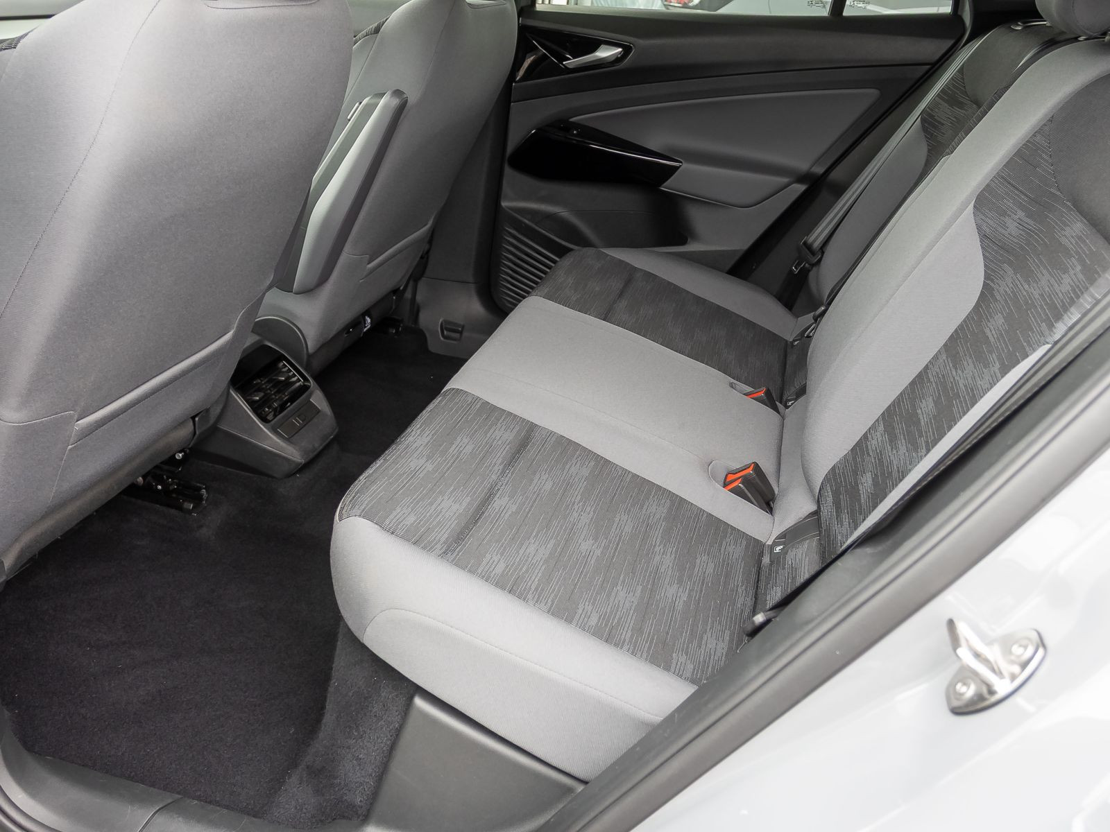 Volkswagen ID.4 Pure Performance, Navi, LED, App-Connect, Standklimatisierung
