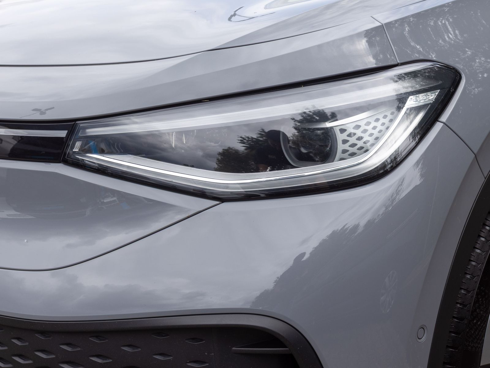 Volkswagen ID.5 Pro Performance, LED-Matrix, Panoramadach, Navi, Soundsystem, App-Connect