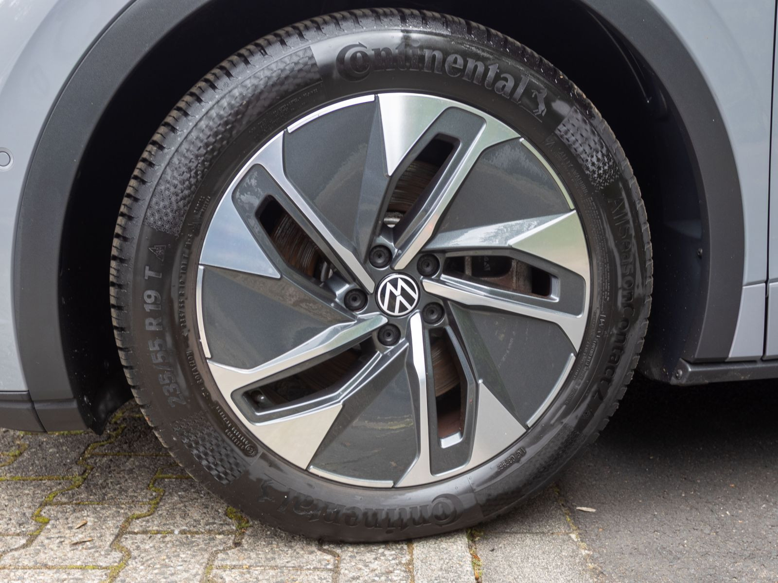 Volkswagen ID.5 Pro Performance, LED-Matrix, Panoramadach, Navi, Soundsystem, App-Connect