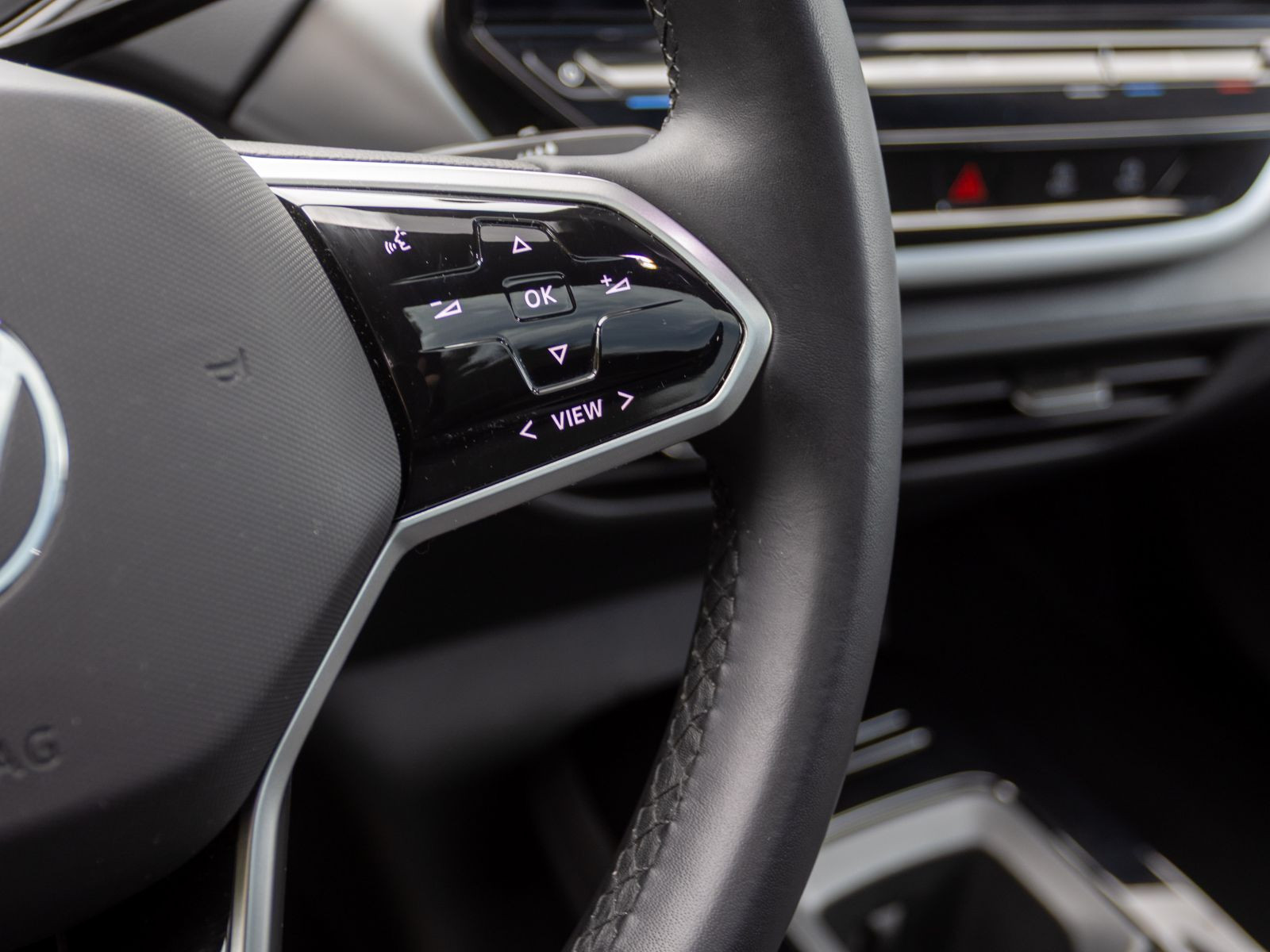 Volkswagen ID.5 Pro Performance, LED-Matrix, Panoramadach, Navi, Soundsystem, App-Connect