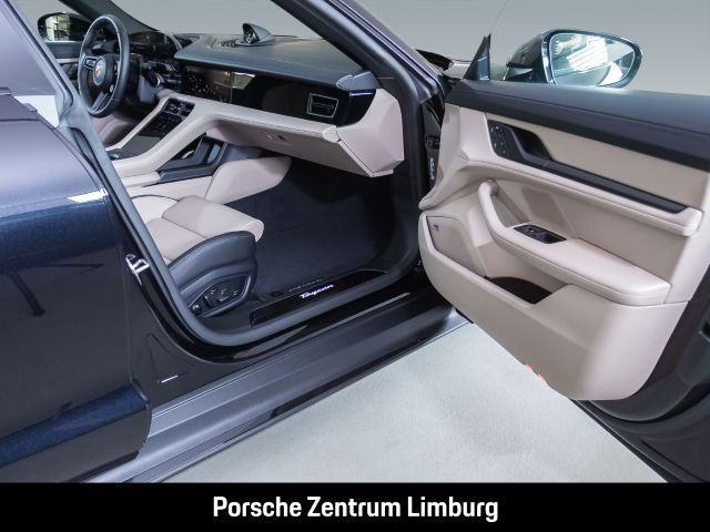 Porsche Taycan Sport Turismo Black Edition HA-Lenkung
