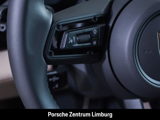 Porsche Taycan Sport Turismo Black Edition HA-Lenkung