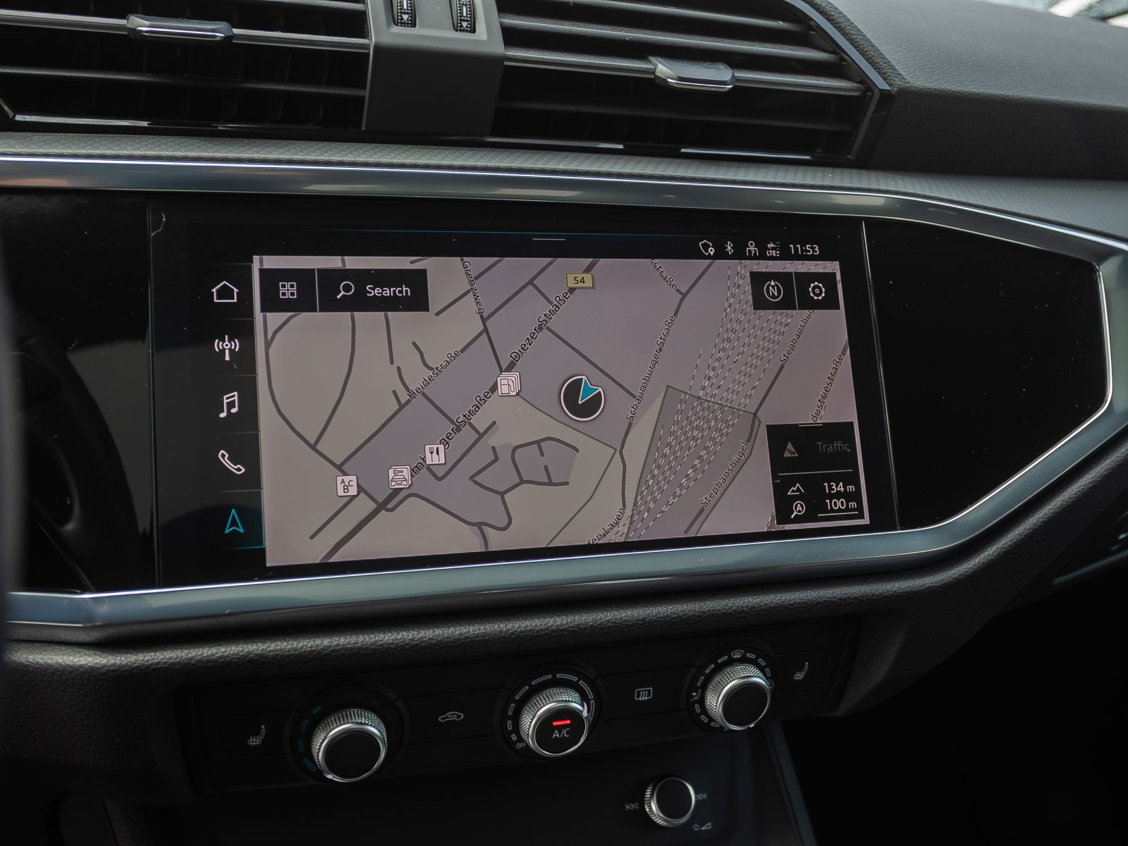 Audi Q3 Sportback S line 40TFSI qu Stronic Navi LED Panorama