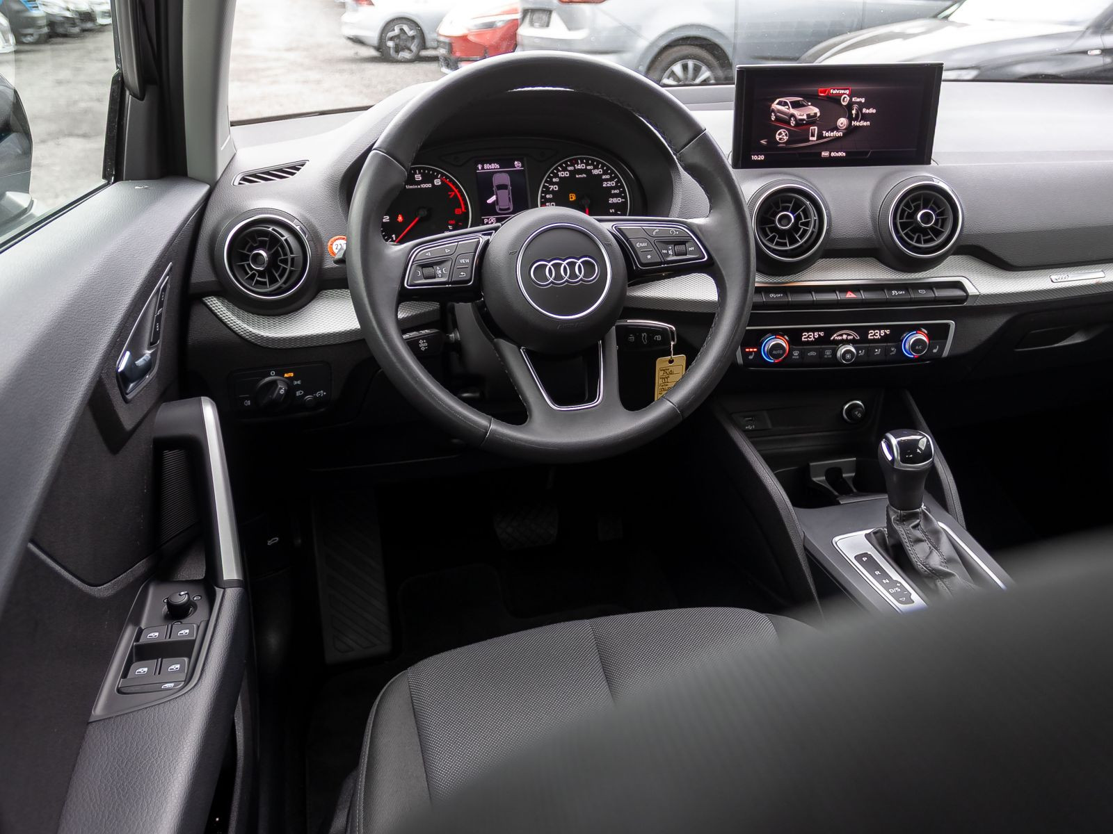 Audi Q2 35TFSI Stronic LED GRA CarPlay EPH DAB