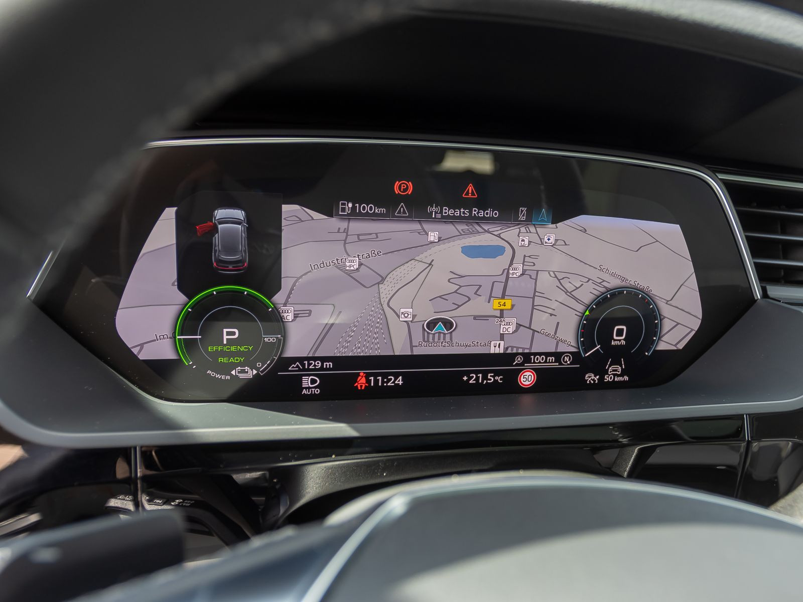 Audi Q8 e-tron Advanced 50 Navi Matrix Standklima Panorama