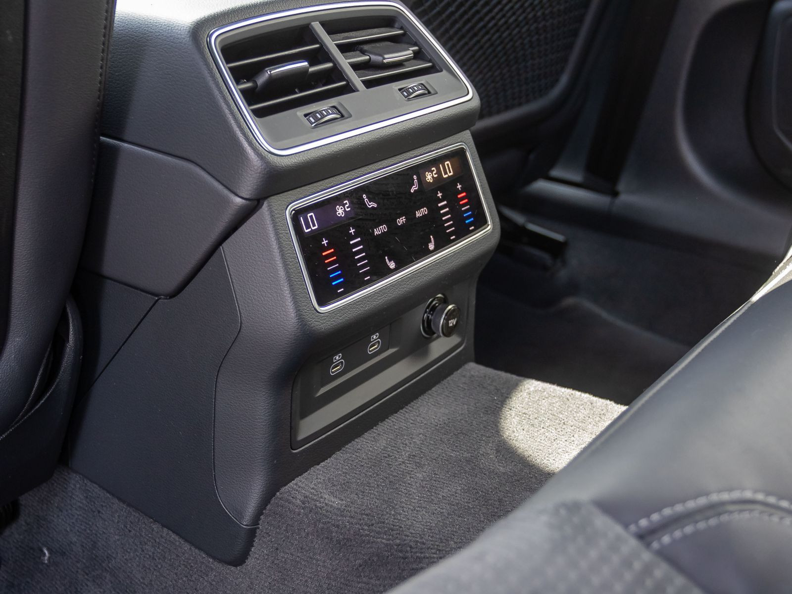 Audi A6 Avant S line TFSIe Navi Matrix Standklima HuD