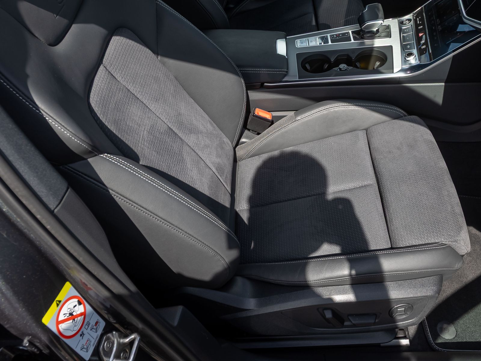Audi A6 Avant S line TFSIe Navi Matrix Standklima HuD