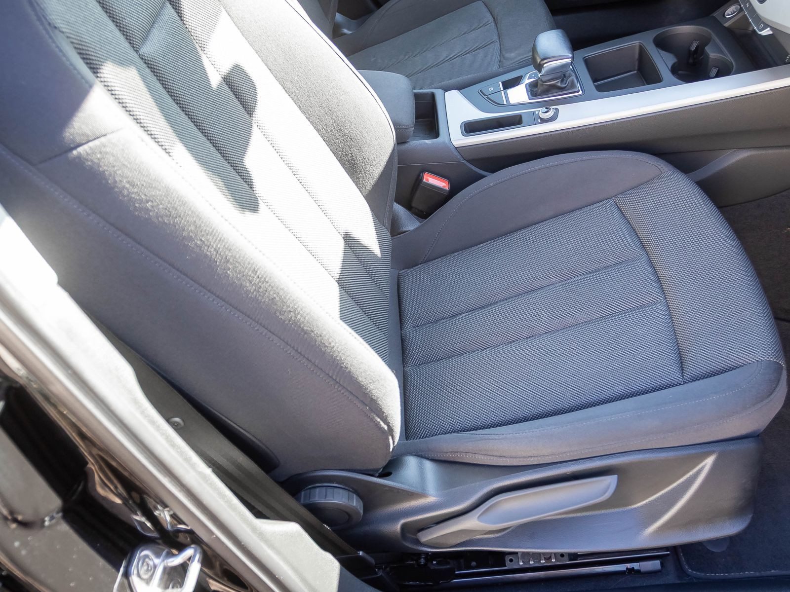 Audi A4 Avant 35TDI Stronic Navi LED GRA EPH DAB