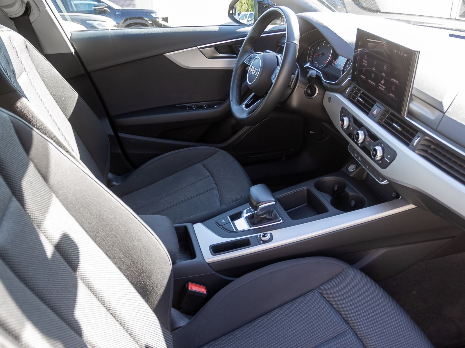Audi A4 Avant 35TDI Stronic Navi LED GRA EPH DAB