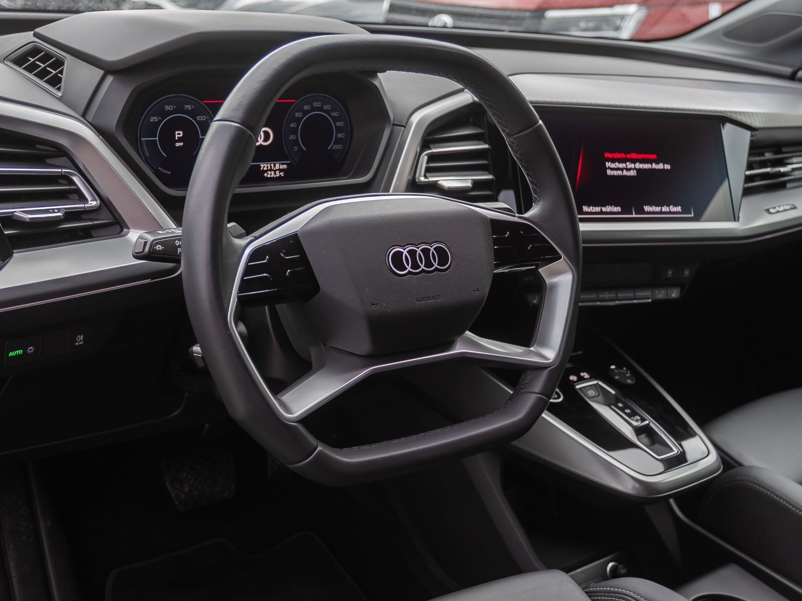 Audi Q4 Sportback e-tron 50 qu Navi LED Standklima AHK
