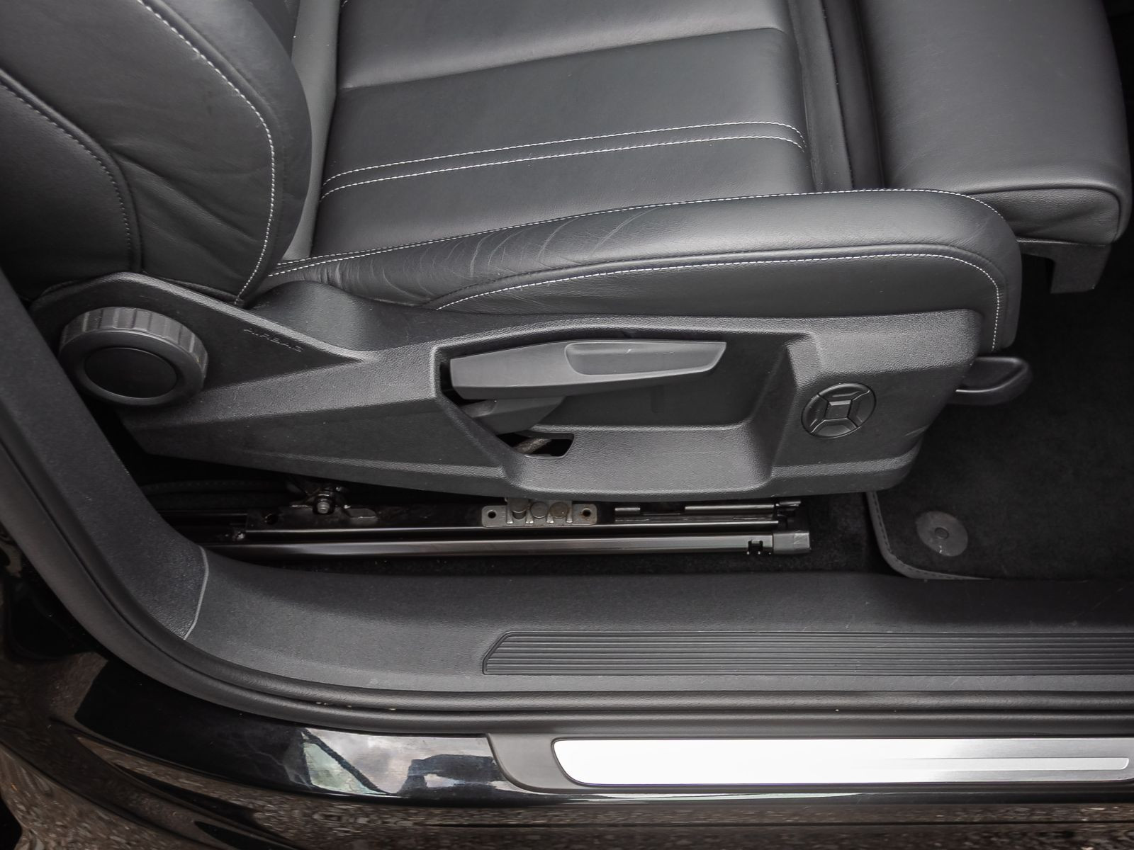 Audi Q4 Sportback e-tron 50 qu Navi LED Standklima AHK