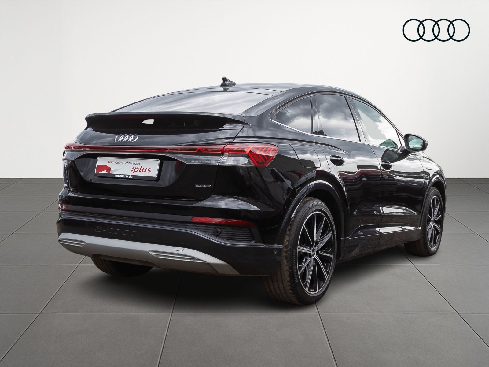 Audi Q4 Sportback e-tron 50 qu Navi LED Standklima AHK