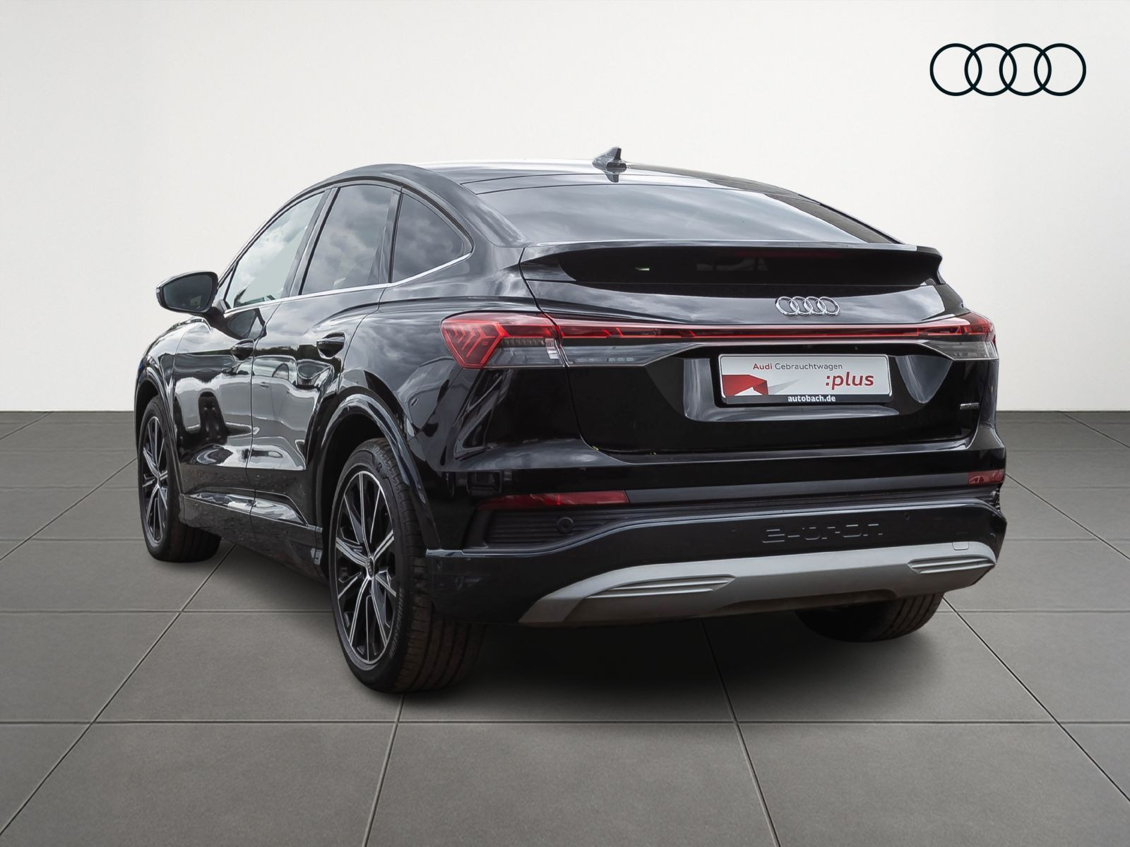 Audi Q4 Sportback e-tron 50 qu Navi LED Standklima AHK