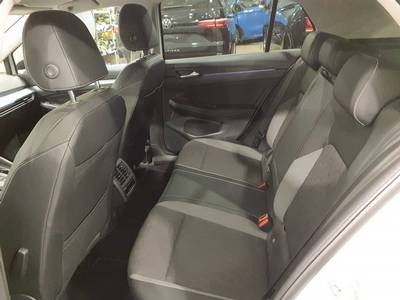 Volkswagen Golf VIII Goal 1.5 eTSI DSG Navi LED ACC EPH AHK