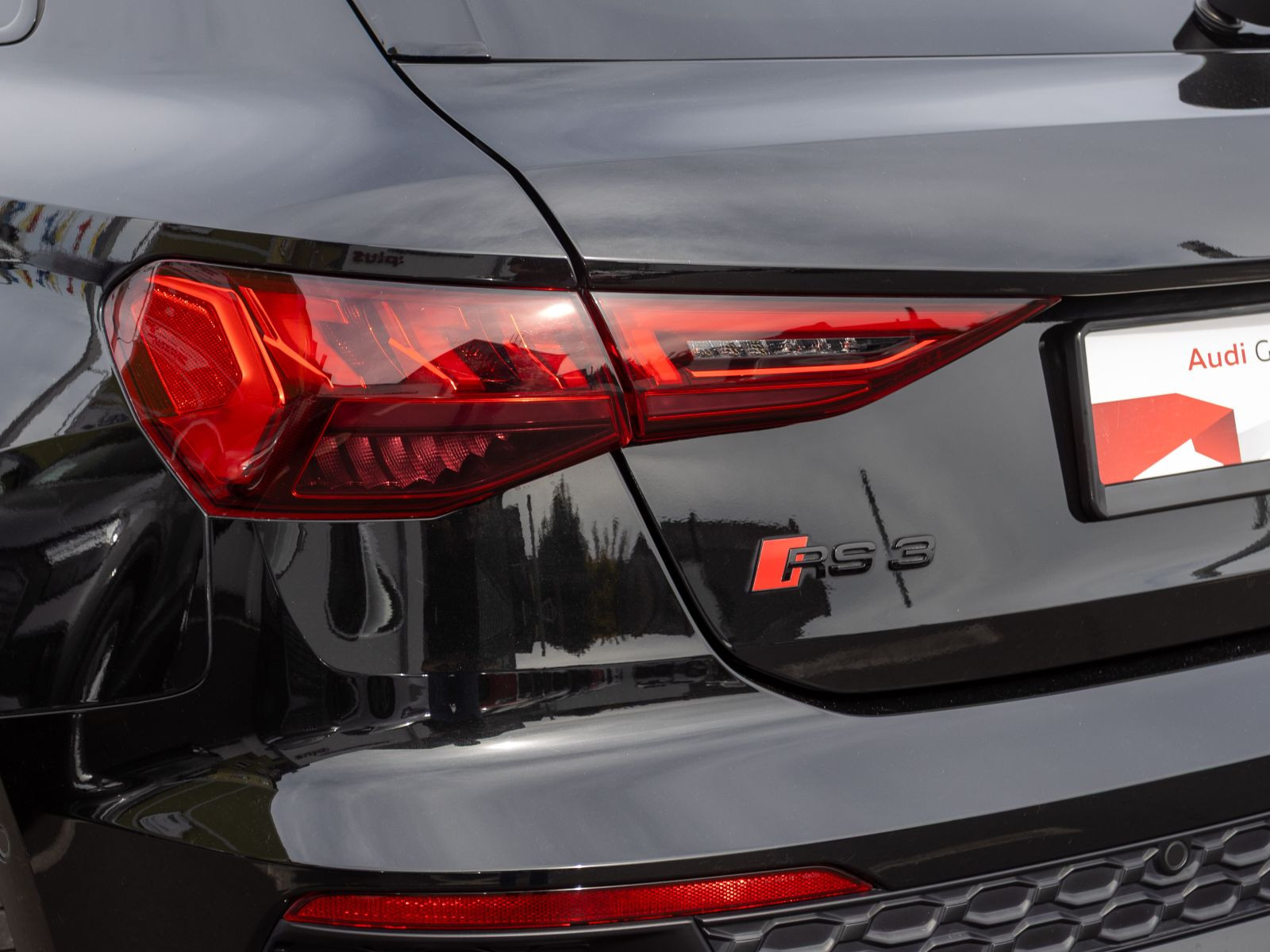 Audi RS 3 Sportback qu Stronic Navi Matrix HuD ACC EPH