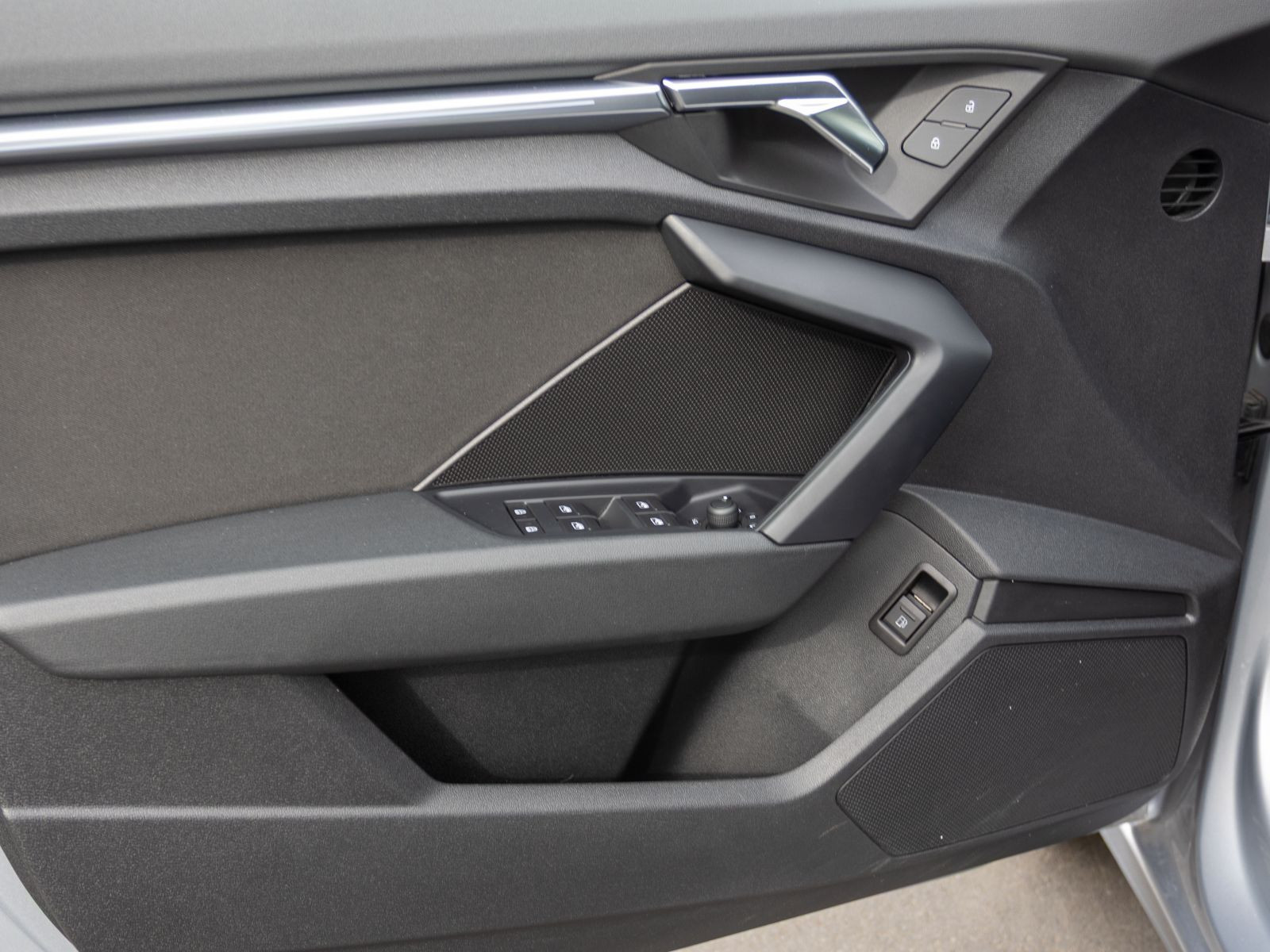 Audi A3 Sportback Advanced 40TFSIe Stronic Navi LED AHK