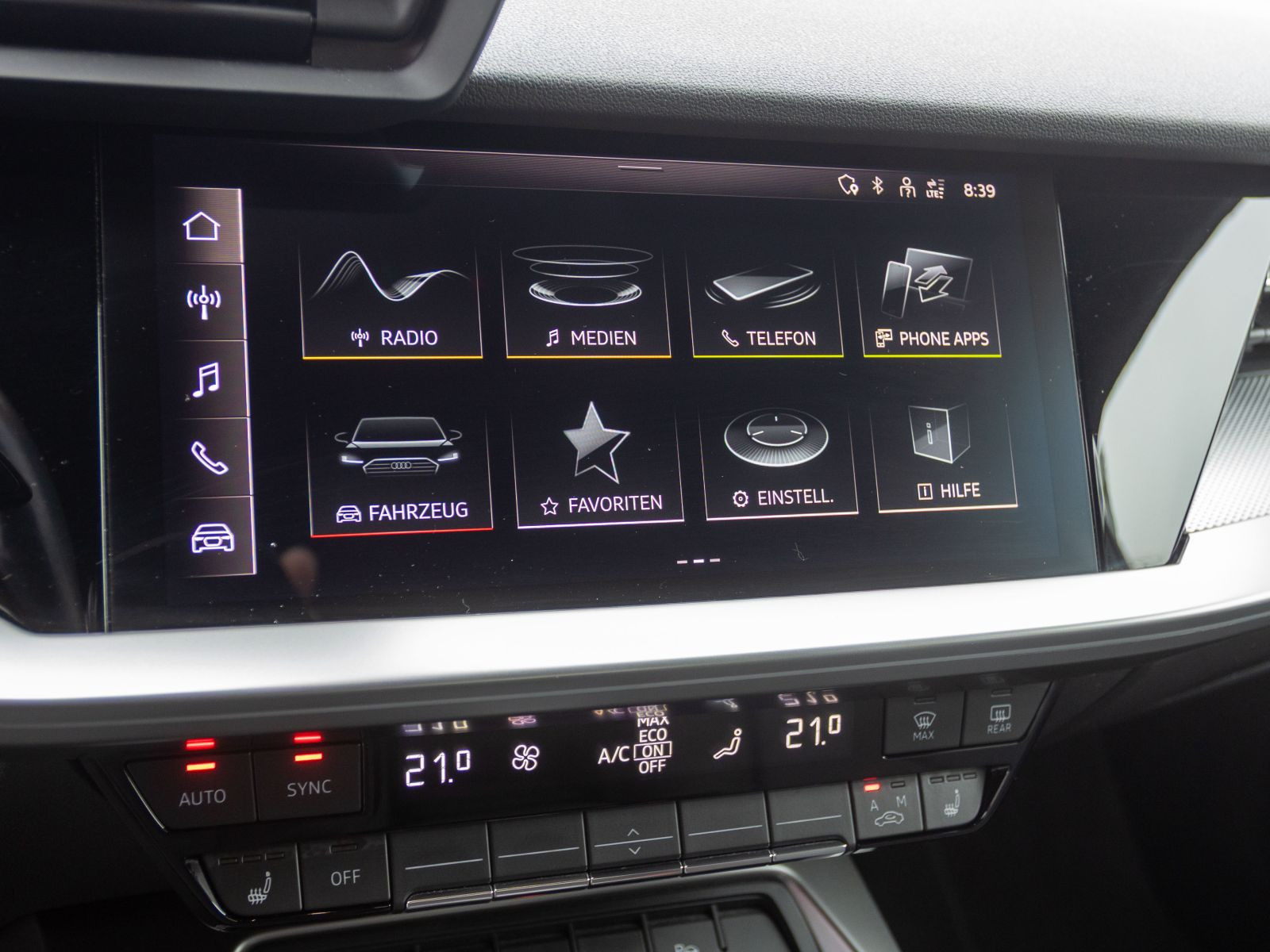 Audi A3 Sportback Advanced 40TFSIe Stronic Navi LED AHK