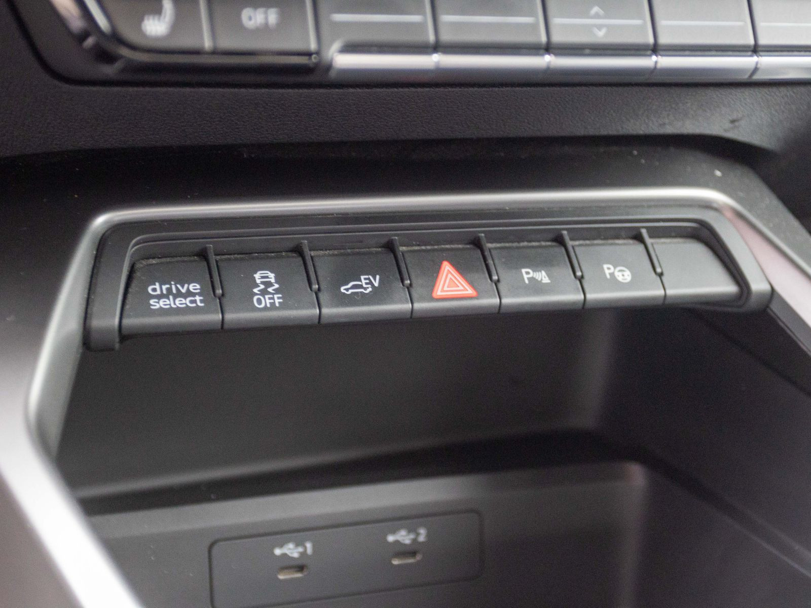 Audi A3 Sportback Advanced 40TFSIe Stronic Navi LED AHK