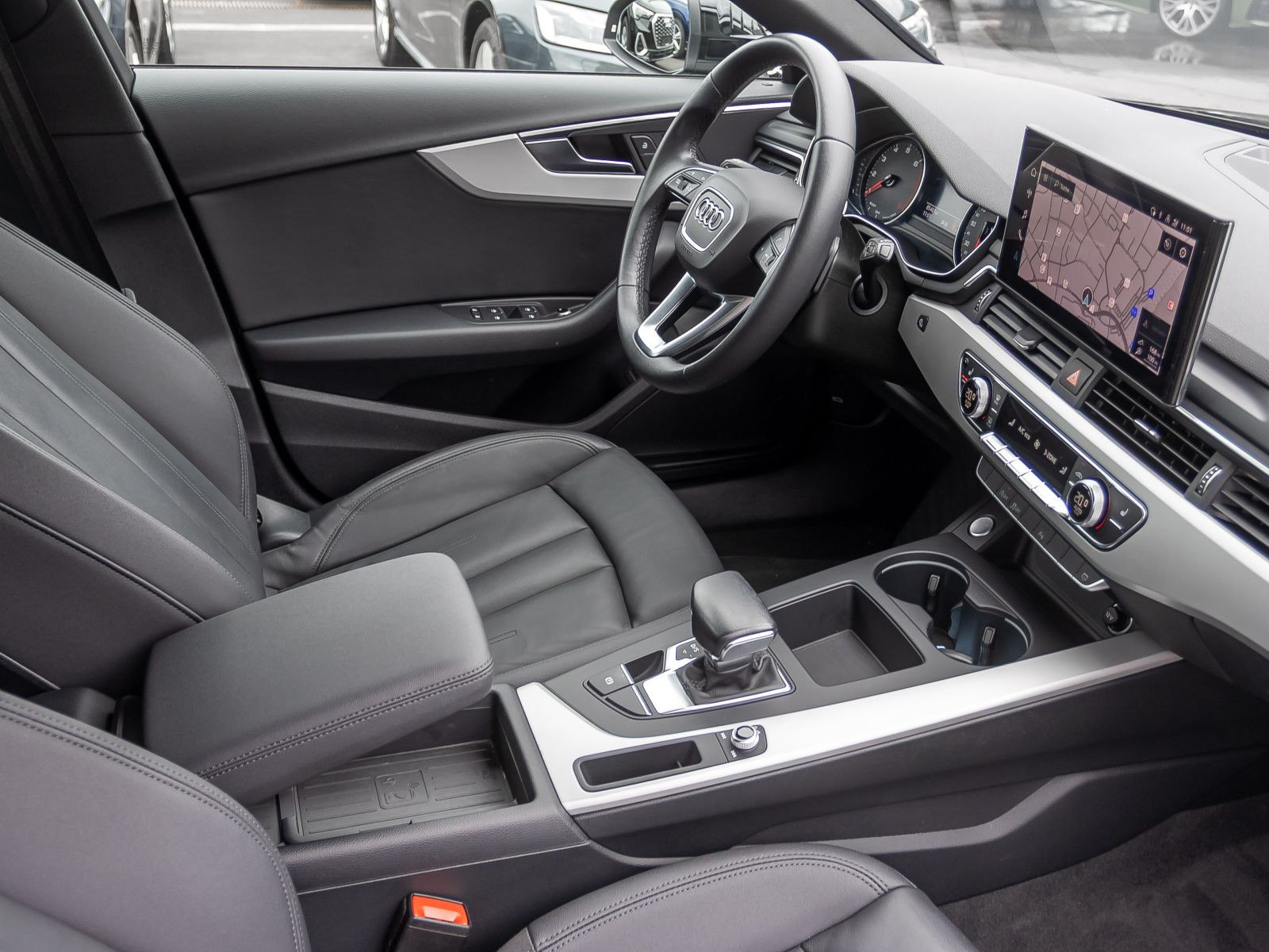 Audi A4 Avant Advanced 35TFSI Stronic Navi LED ACC EPH