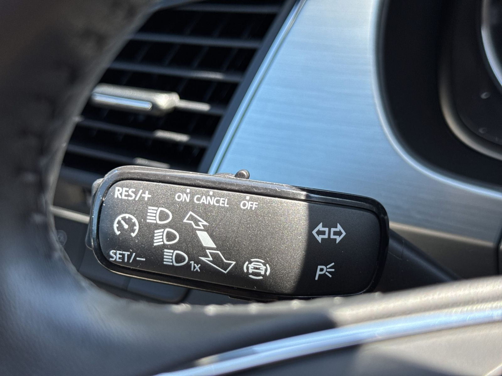 Skoda Fabia Combi Ambition 1.0 TSI Navi GRA Sitzhzg
