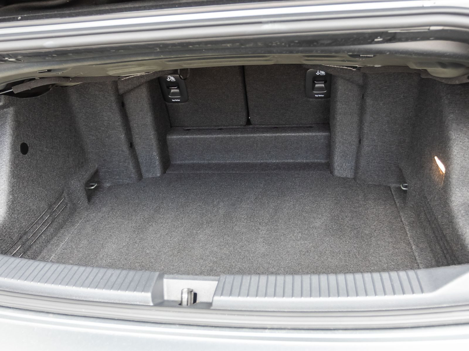 Volkswagen T-Roc Cabriolet R-Line 1.5TSI DSG Navi Matrix ACC AHK