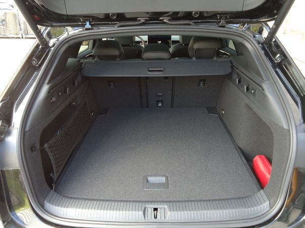 Volkswagen ID.7 Tourer GTX Navi Matrix HuD Panorama ACC AHK