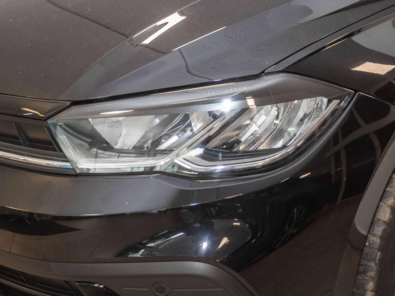 Volkswagen Polo Life 1.0 MPI Navi LED EPH CarPlay DAB