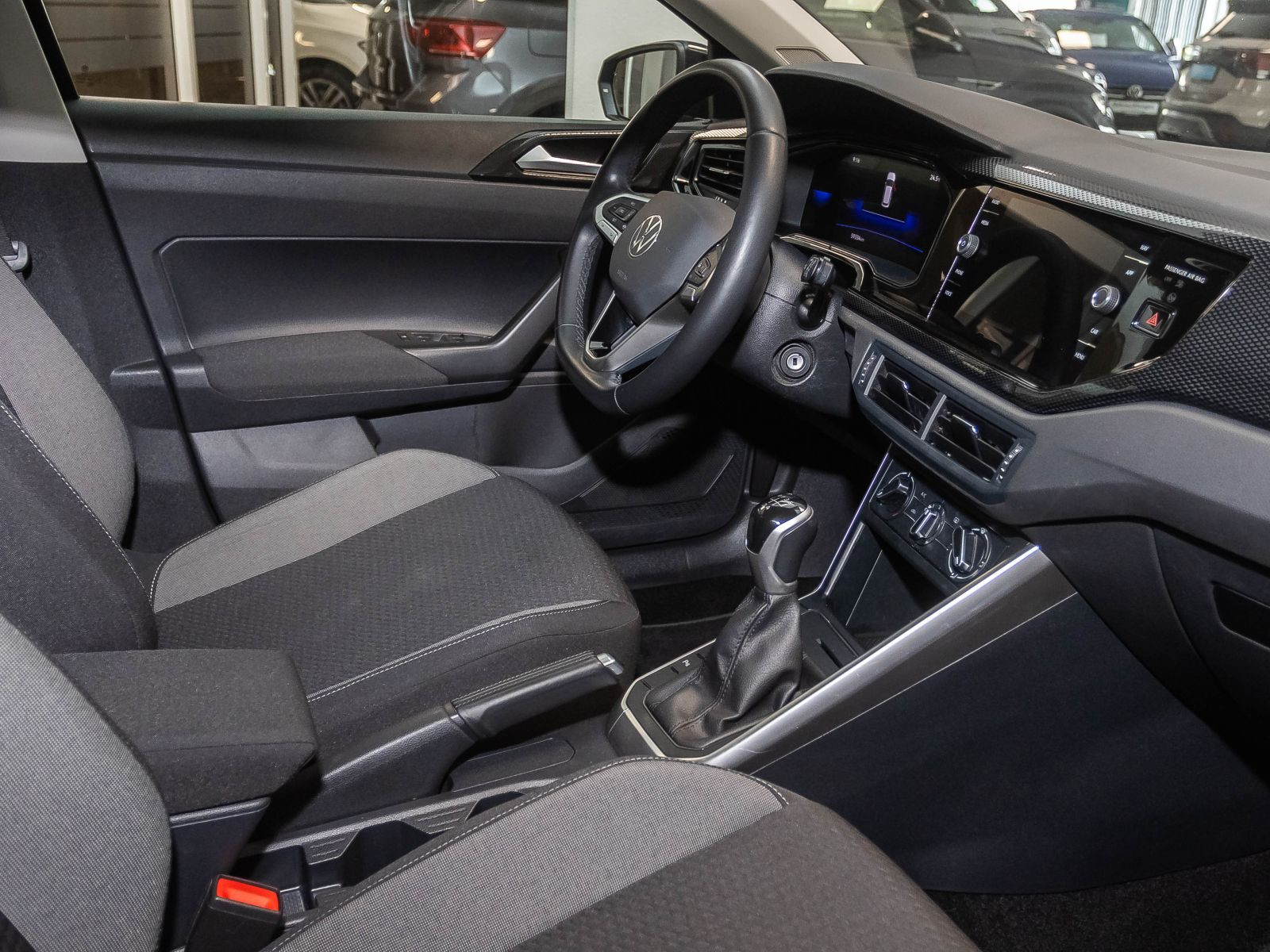 Volkswagen Polo Life 1.0 MPI Navi LED EPH CarPlay DAB
