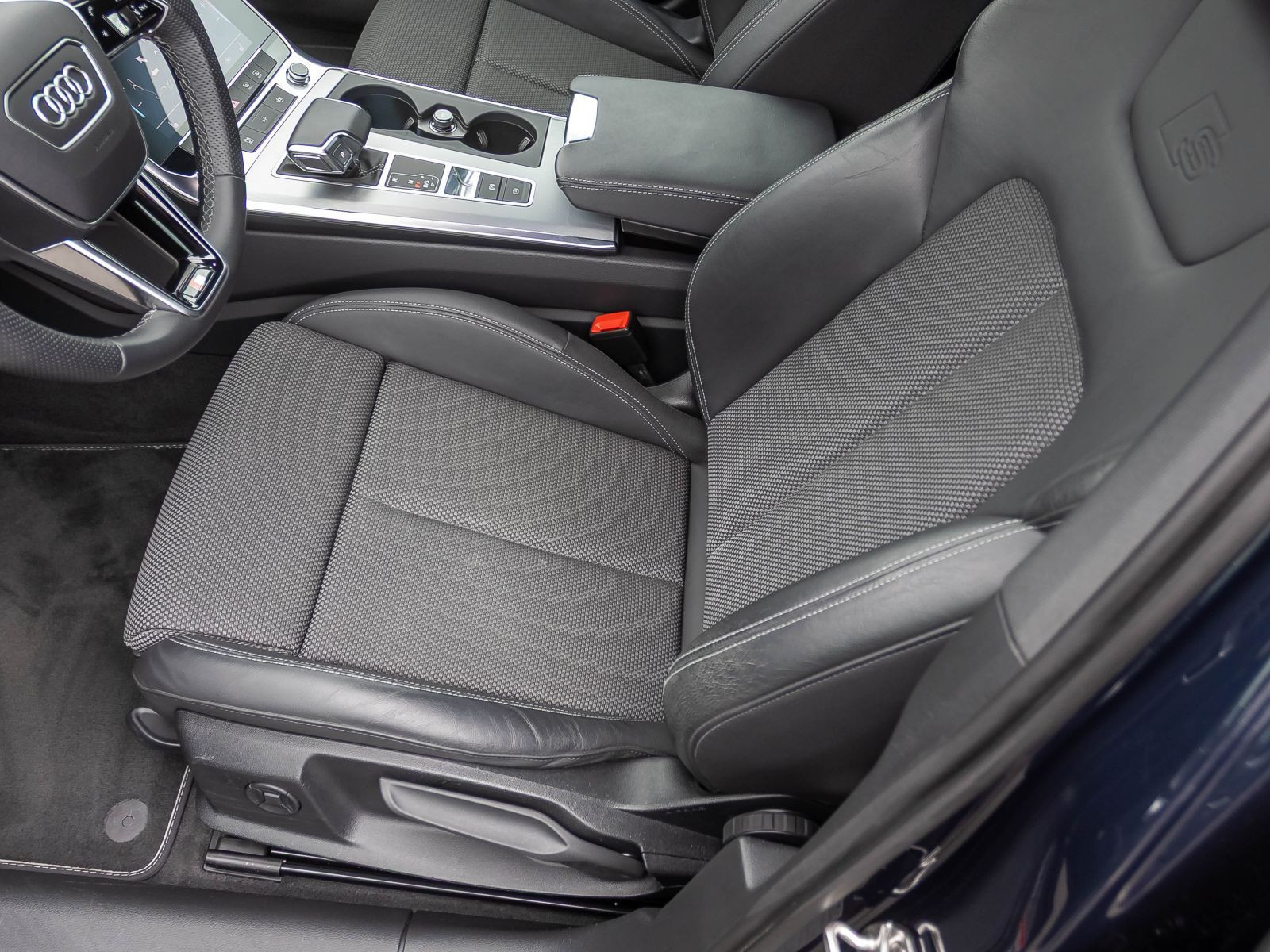 Audi A6 Avant S line 50TFSIe Navi ACC EPH