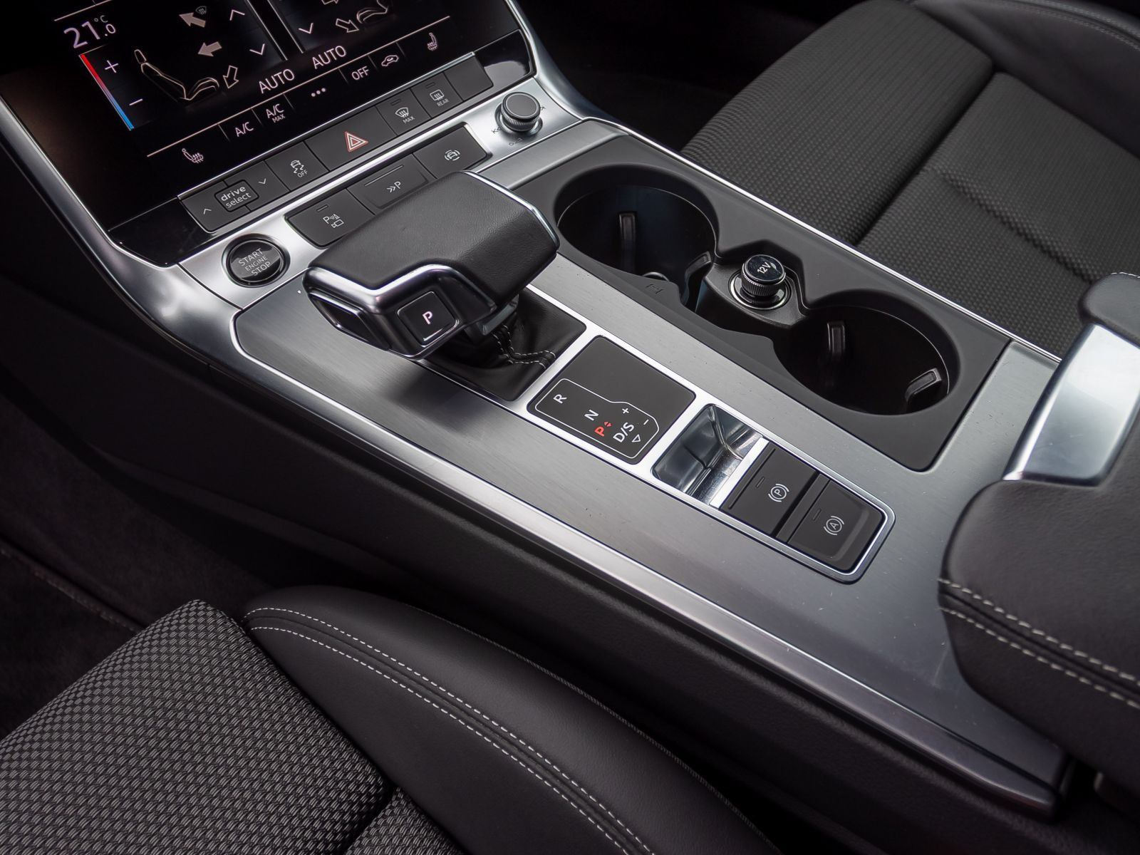 Audi A6 Avant S line 50TFSIe Navi ACC EPH