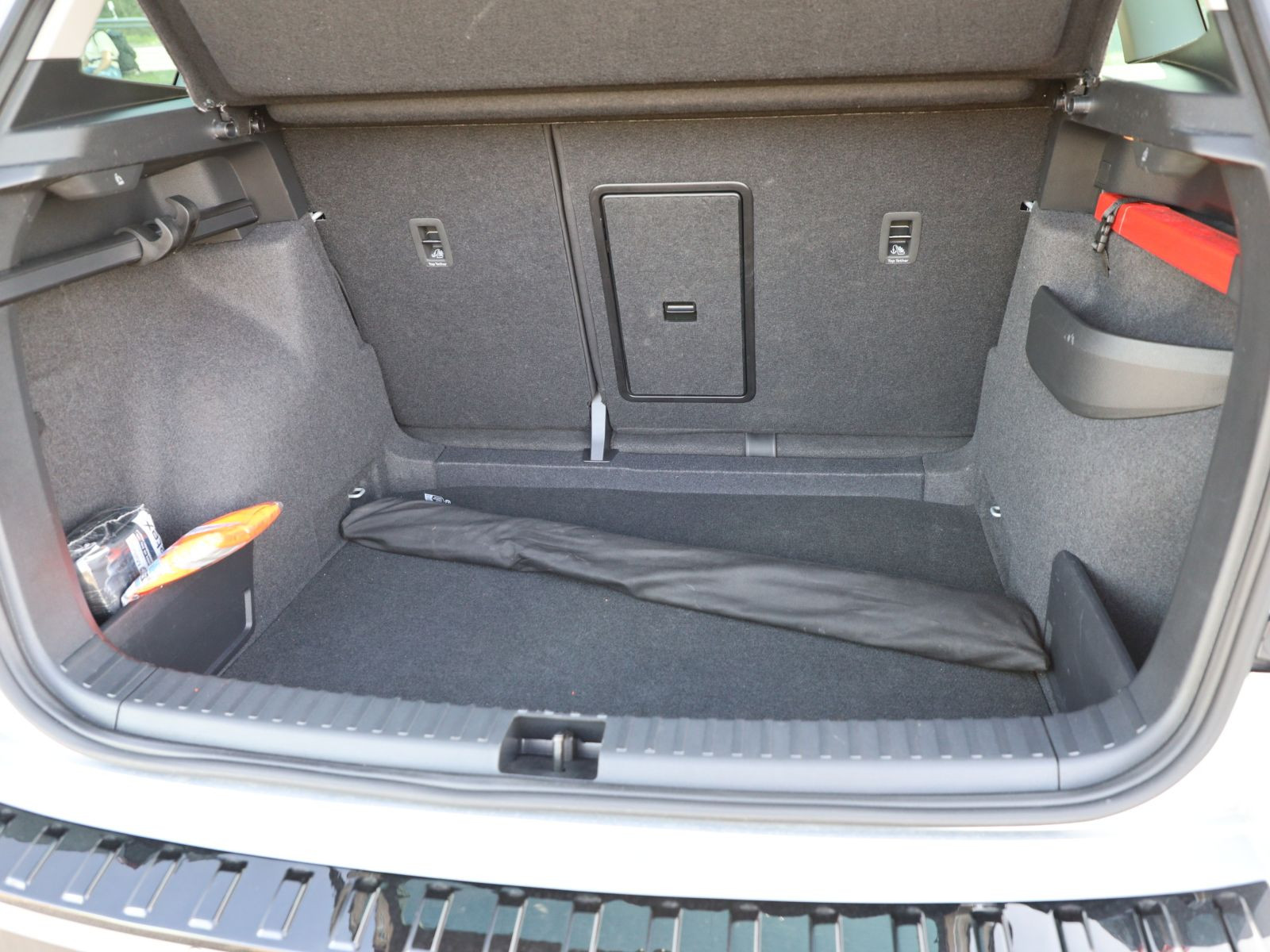 Skoda Karoq Selection 1.5 TSI DSG Navi ACC RFK Carplay