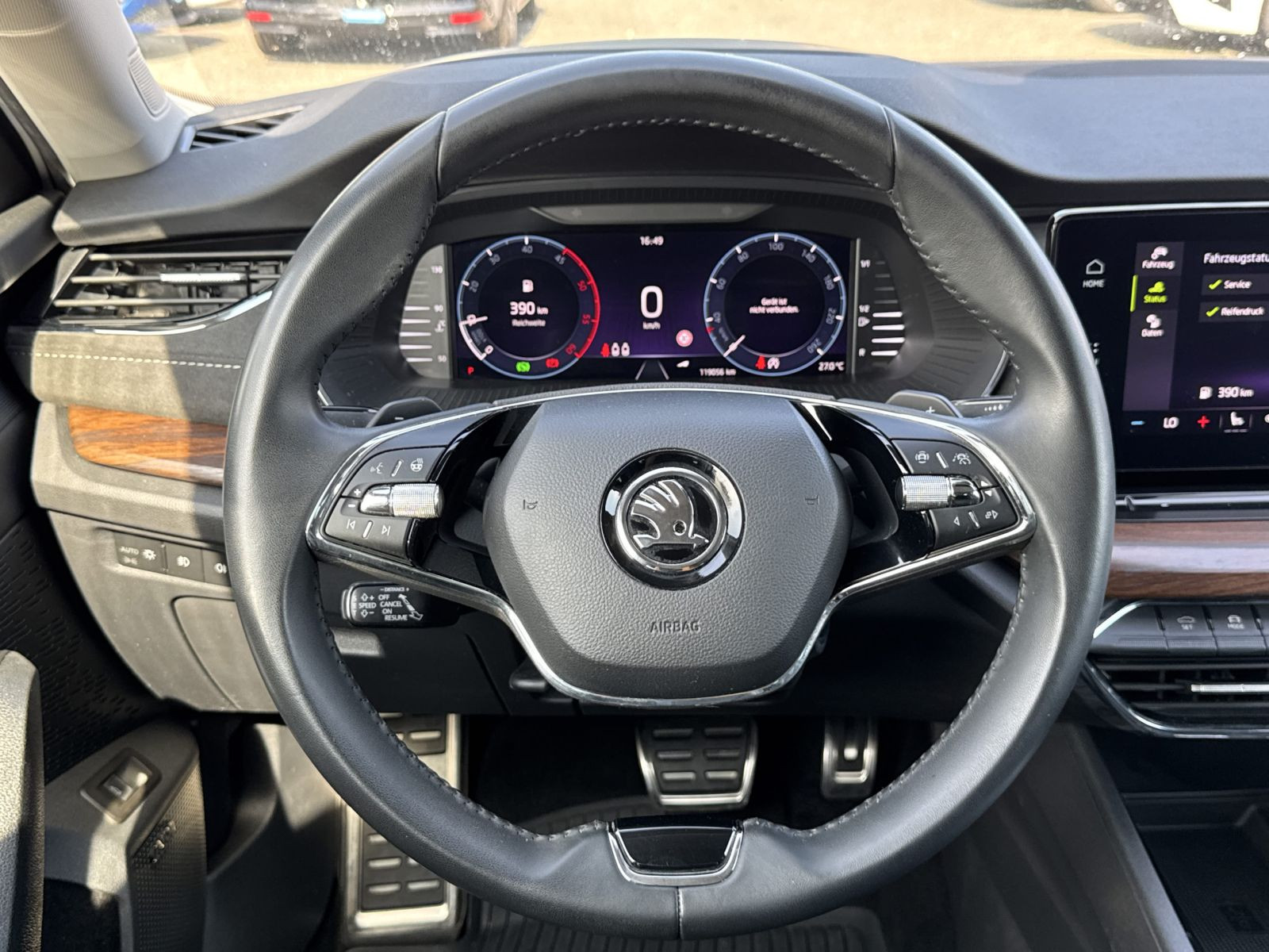 Skoda Octavia Combi Scout 2.0 TDI 4x4 DSG Navi HuD AHK