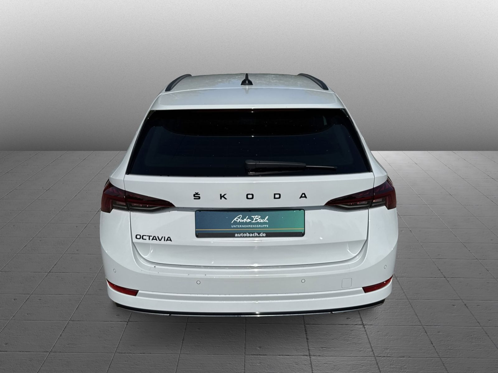 Skoda Octavia Combi Sportline 2.0 TDI DSG Navi HUD Matrix