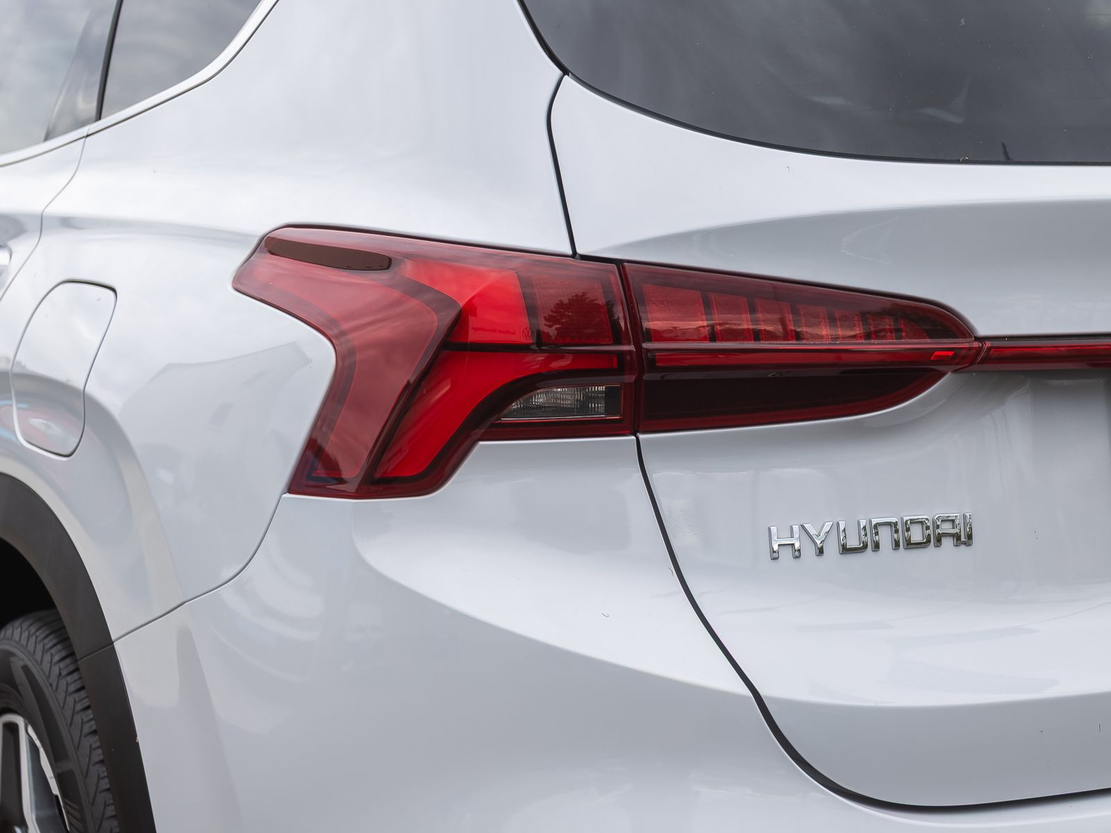 Hyundai Santa Fe Prime 1.6T-GDI 4WD Automatik Navi LED HuD Panorama