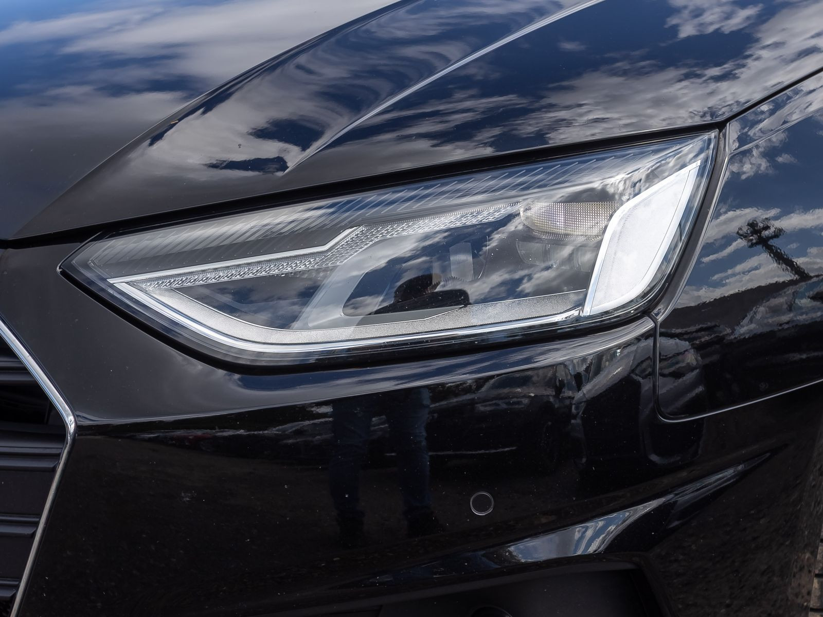 Audi A4 Avant 35TDI Stronic Navi LED EPH Sitzhzg