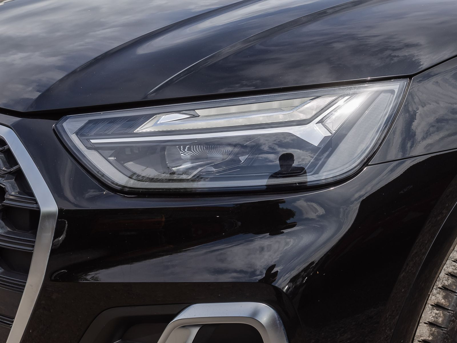 Audi Q5 S line 50TFSIe qu Navi LED Carplay EPH GRA