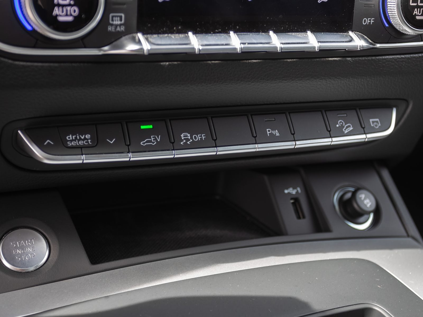 Audi Q5 S line 50TFSIe qu Navi LED Carplay EPH GRA