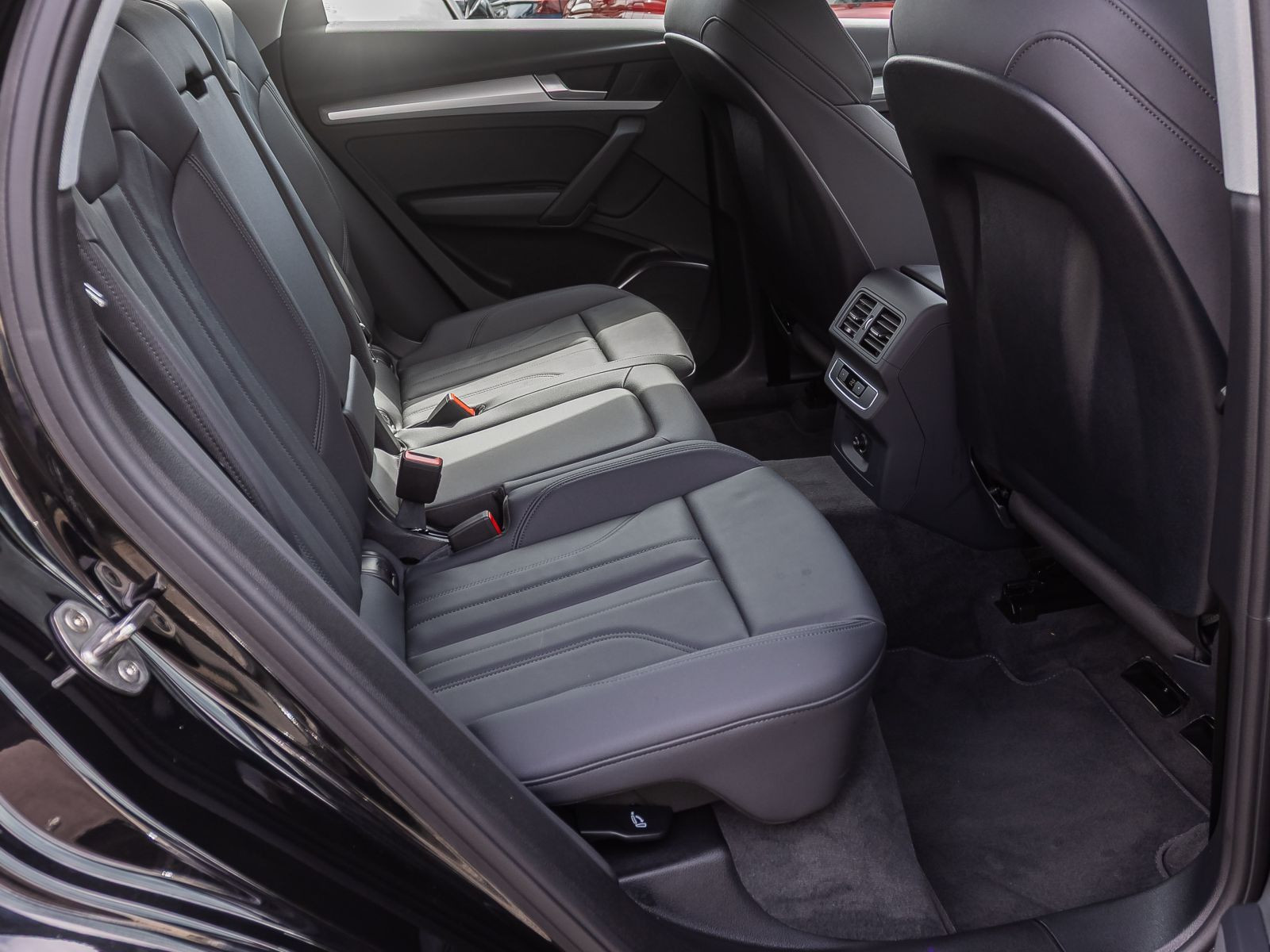Audi Q5 S line 50TFSIe qu Navi LED Carplay EPH GRA