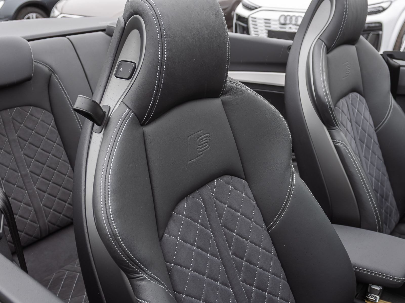 Audi A5 Cabriolet S line 35TFSI Stronic Navi LED GRA