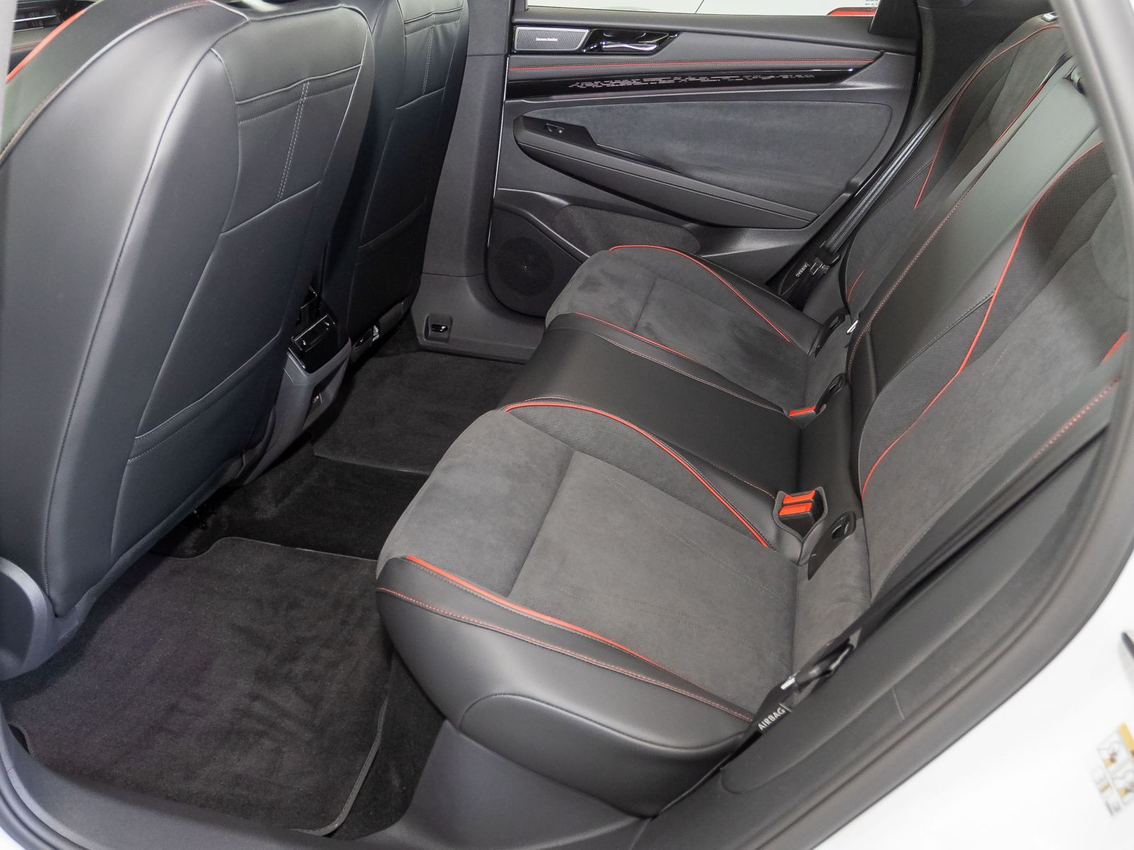 Volkswagen ID.7 Tourer GTX 4M HUD Matrix AHK Harman Kardon
