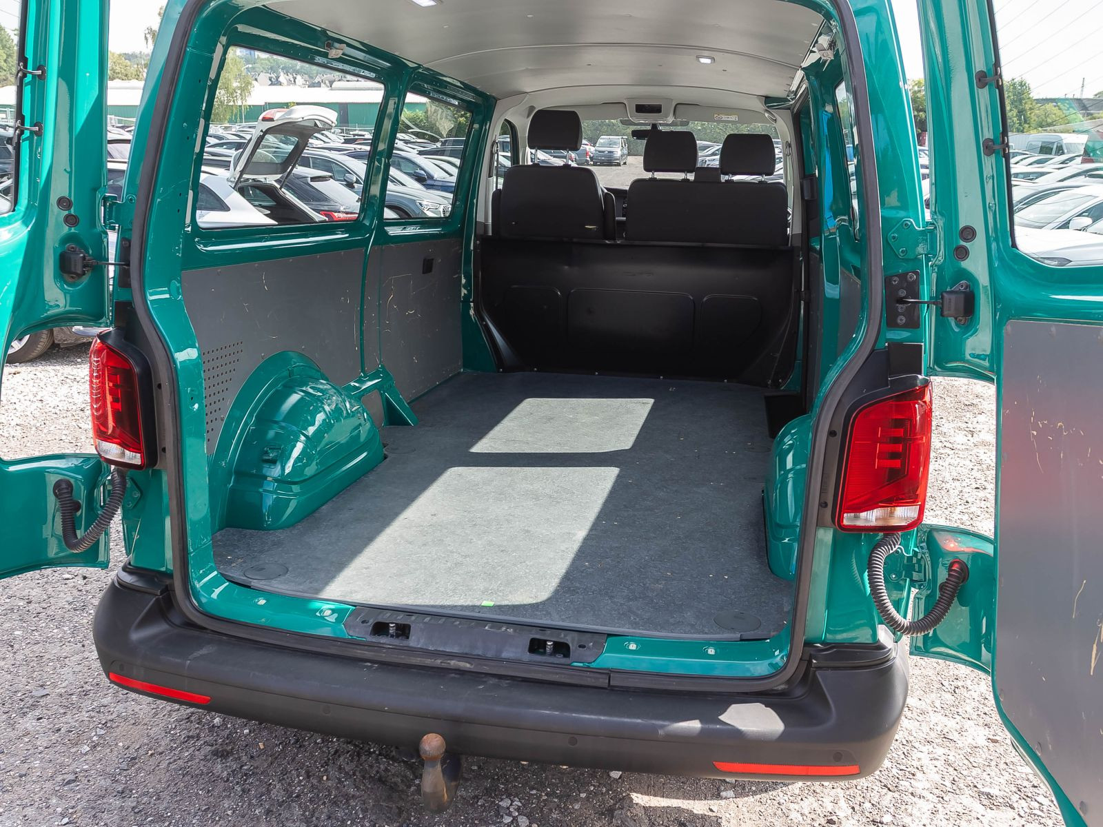 Volkswagen T6.1 Kombi LR 2.0TDI 4M Automatik Navi LED EPH AHK