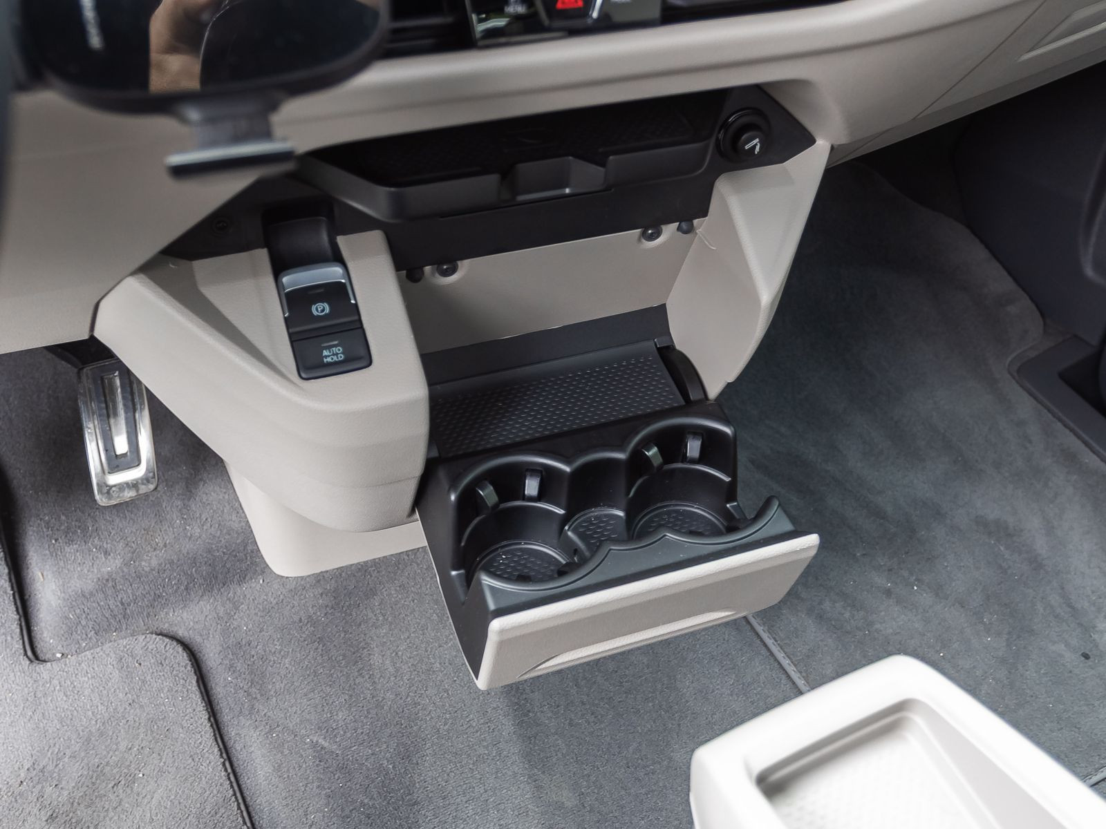Volkswagen Multivan 2.0 TDI DSG LÜ "Style" AHK DCC Panorama