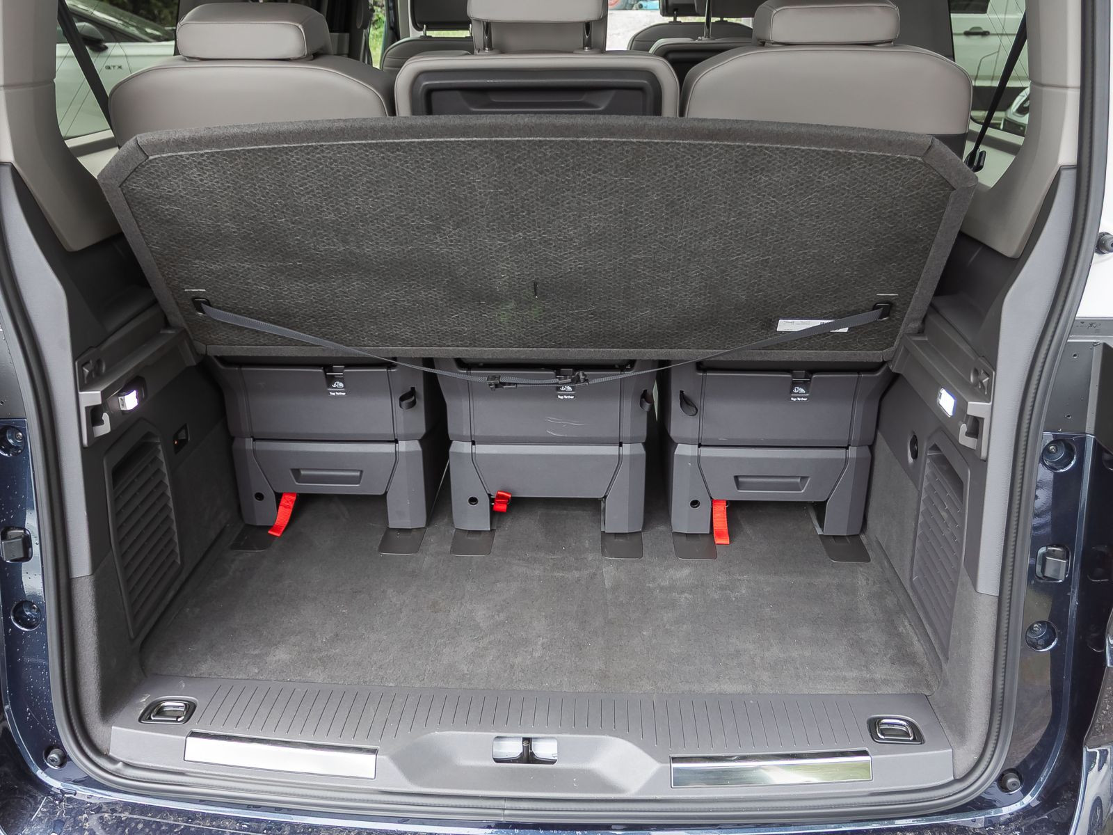 Volkswagen Multivan 2.0 TDI DSG LÜ "Style" AHK DCC Panorama