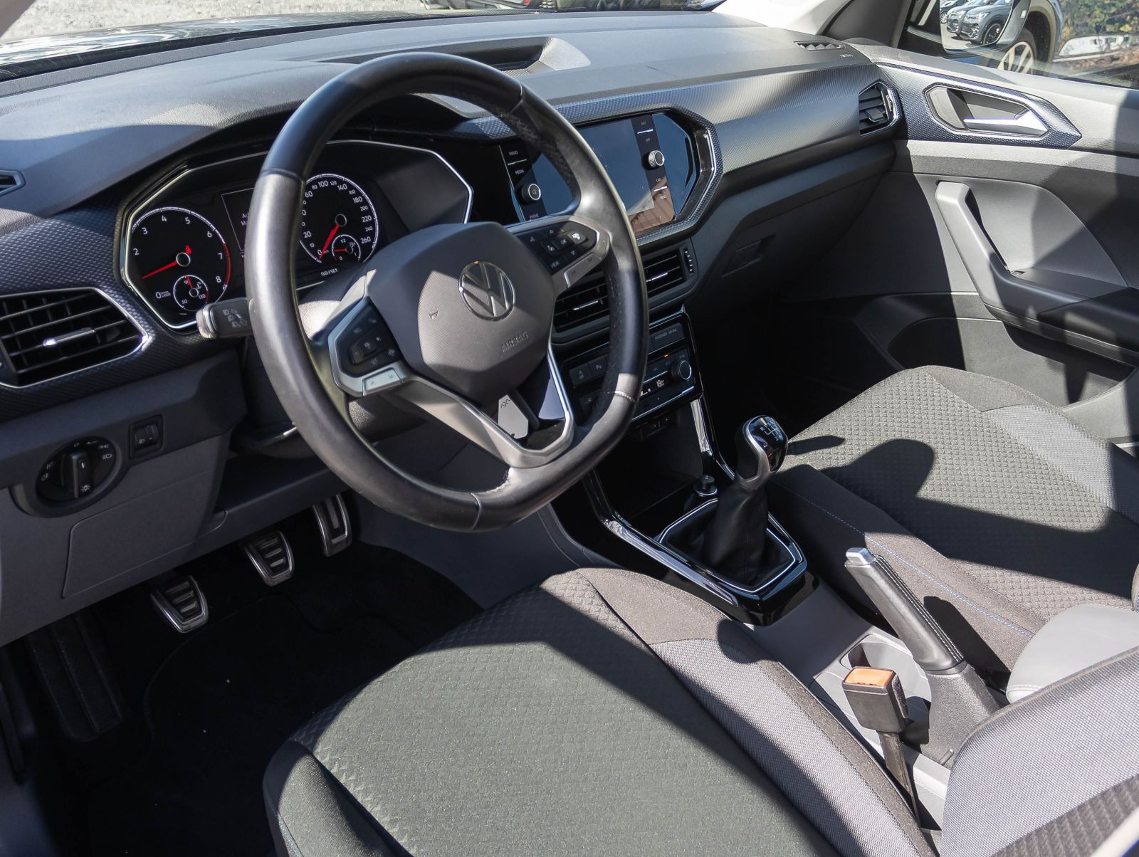Volkswagen T-Cross United 1.0TSI ACC EPH CarPlay DAB AHK