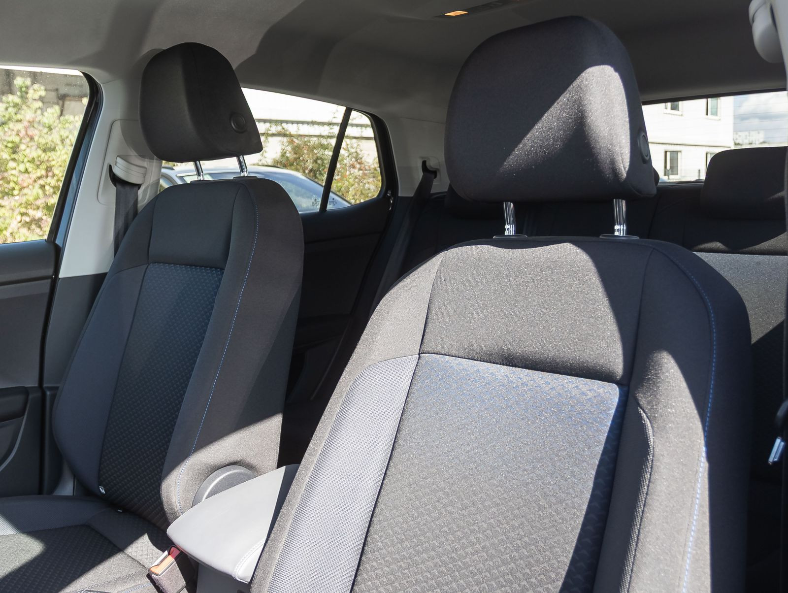 Volkswagen T-Cross United 1.0TSI ACC EPH CarPlay DAB AHK