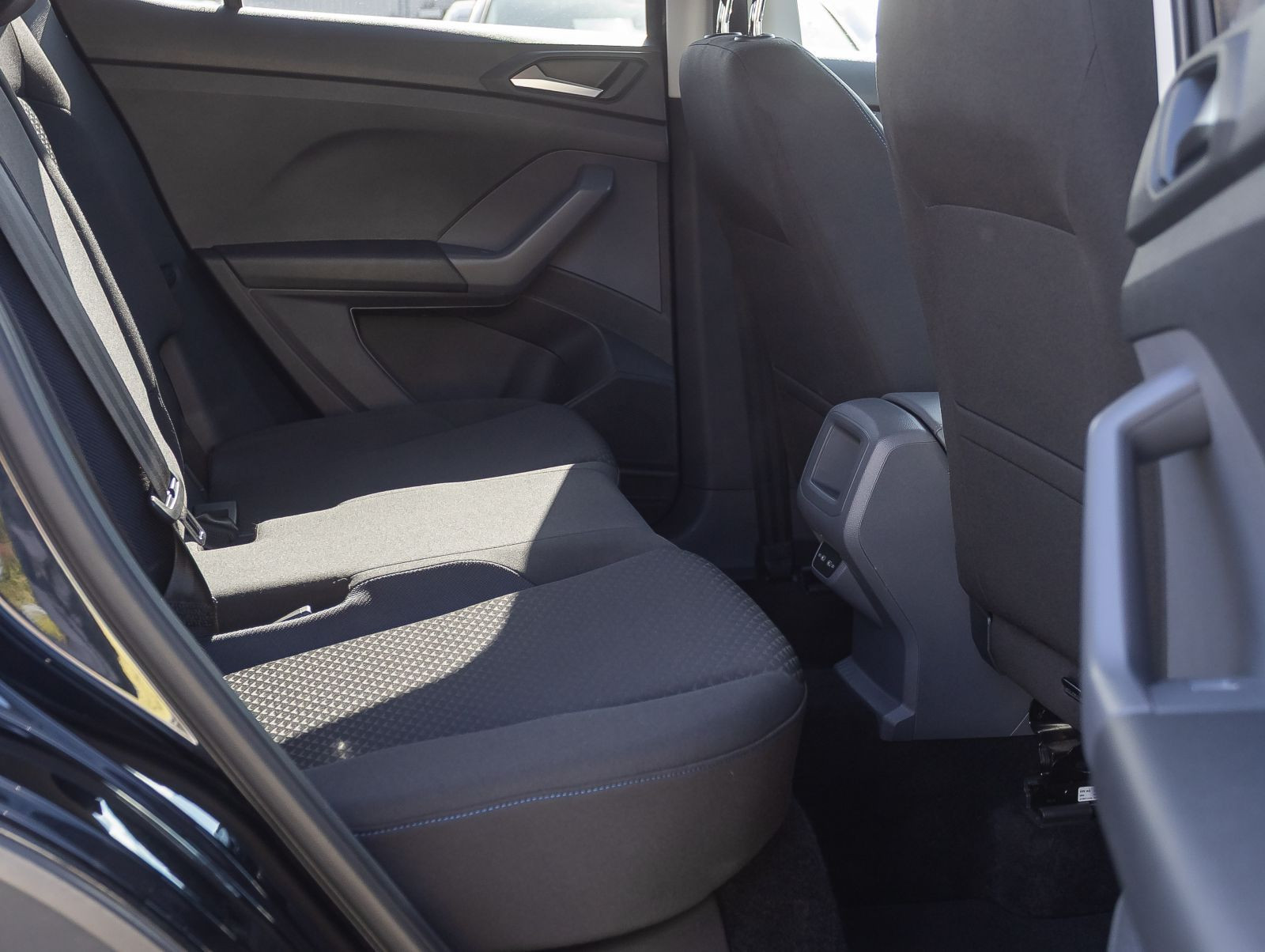 Volkswagen T-Cross United 1.0TSI ACC EPH CarPlay DAB AHK