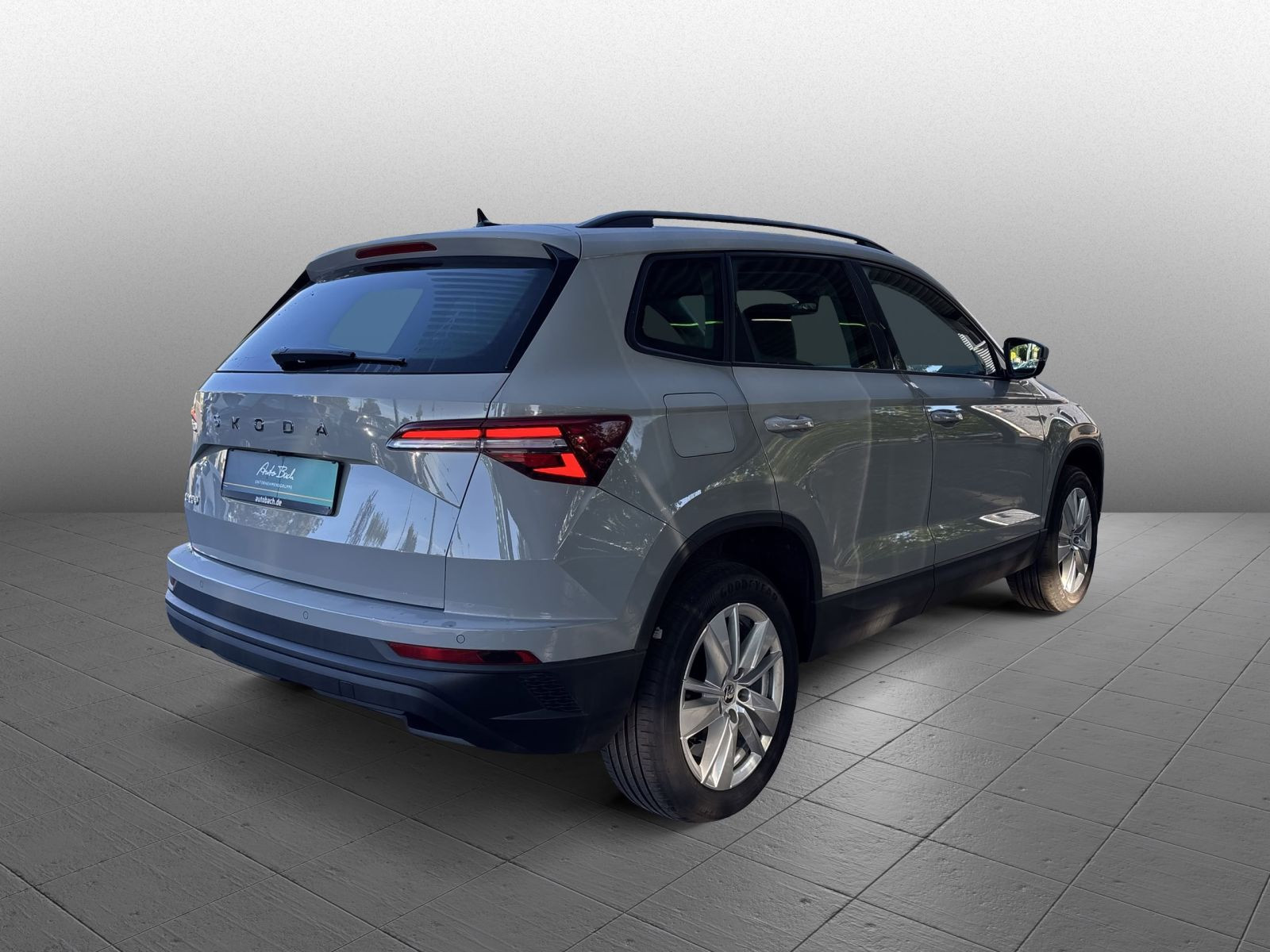 Skoda Karoq Selection 1,5 TSI DSG GRA LED Sitzhzg