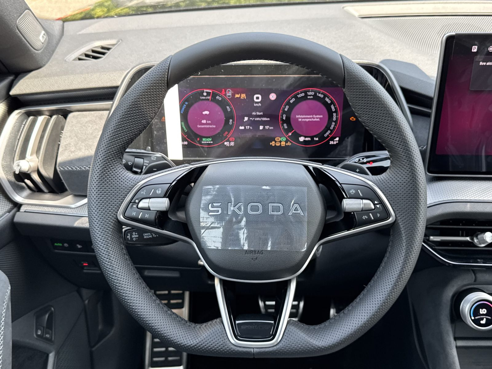 Skoda Kodiaq Sportline 1,5 TSI iV DSG ACC DCC AHK LED