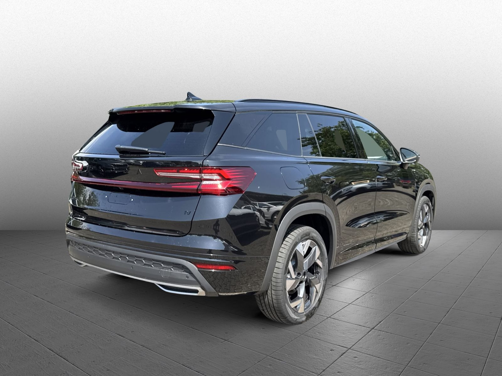 Skoda Kodiaq Sportline 1,5 TSI iV DSG ACC DCC AHK LED